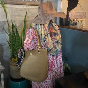 Eric Javits Tan Brown Woven Squishee Shoulder Bag w/Gold Hardware